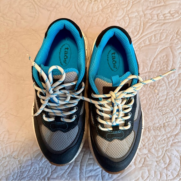 Women’s Taos Advance Sneaker Catalina New